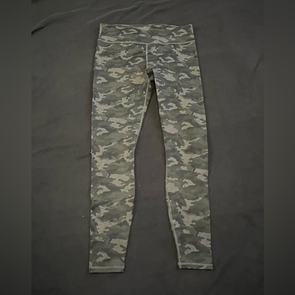Camo Fabletics Leggings